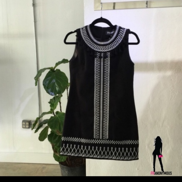 Style Mafia Black Sleeveless Mini Dress - Picture 2 of 6